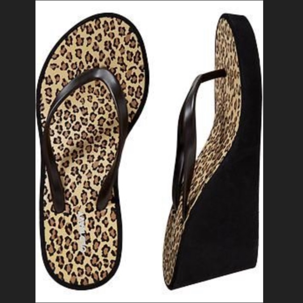 Old Navy Wedge Flipflops